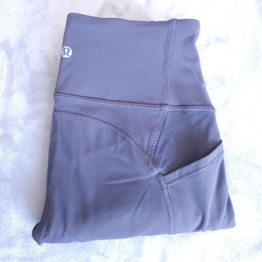 Lululemon Grey Leggings Size 4 High Rise 28" Inseam Side Pockets Athletic Yoga - Picture 15 of 15